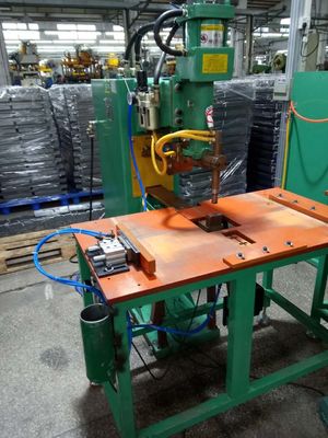 punto multi de la máquina de la soldadura por puntos del brazo de 600m m que rema la soldadora