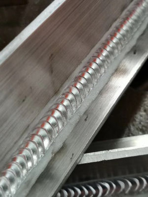 6 velocidad de aluminio industrial de la máquina 380V del robot de soldadura de AXIS